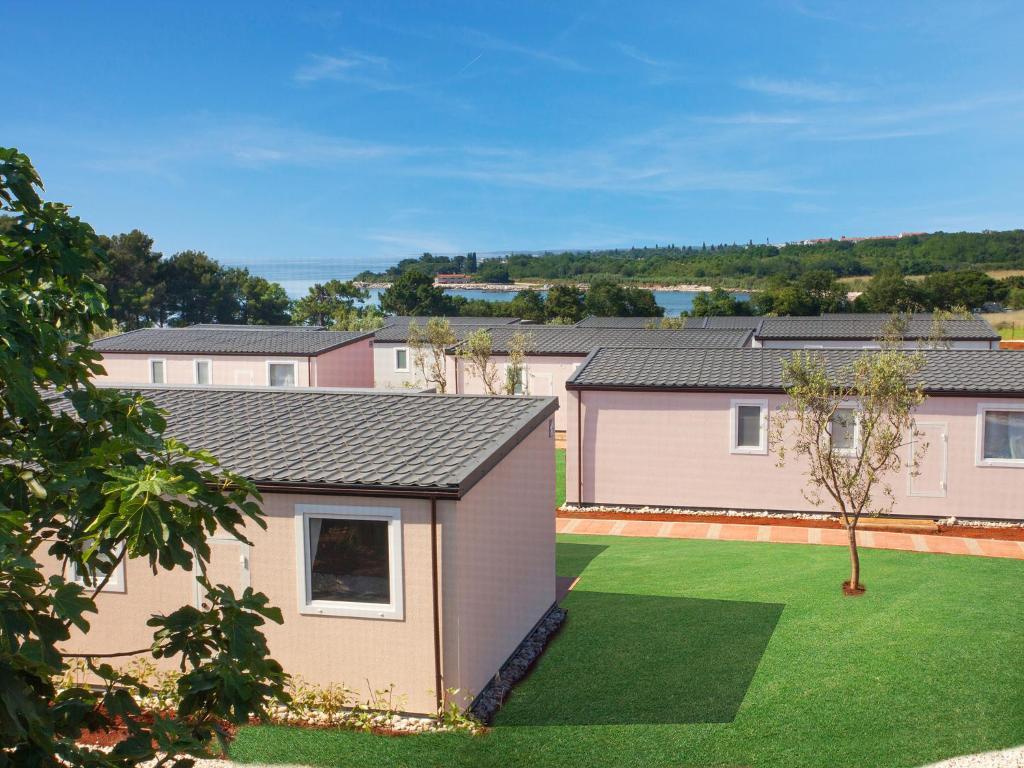 Adria Mobile Homes In Kastanija Novigrad Istria