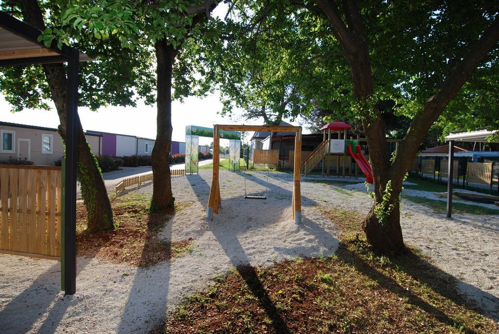 Adria Mobile Homes In Kastanija 4* Novigrad Istria